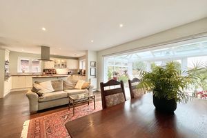 Photo 16- click for photo gallery